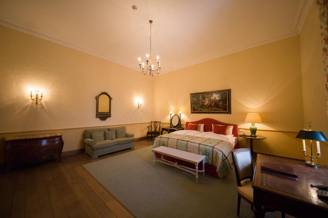 Hotel Chateau Bela Exteriör bild
